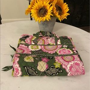 Vera Bradley Hanging Travel Organizer